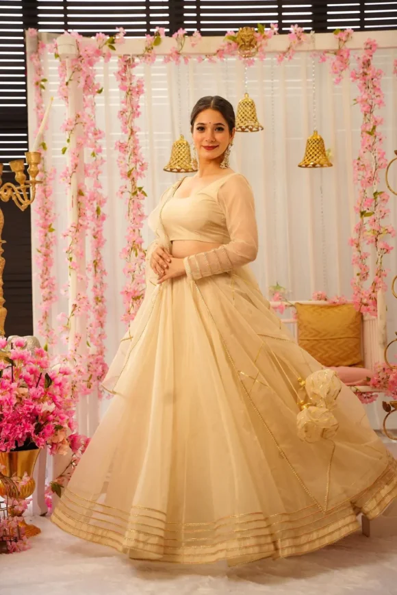 SERENE SNOWFALL ORGANZA LEHENGA SET
