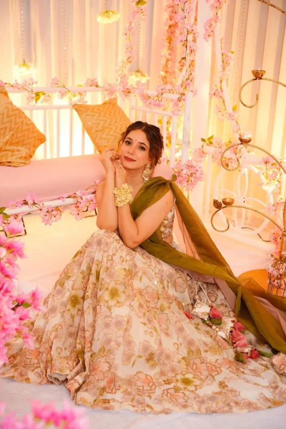 PASTEL ROSE HEAVY LEHENGA SET