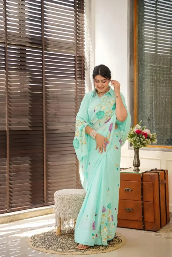 Lilith Blue Handpainted Saree - Image 5