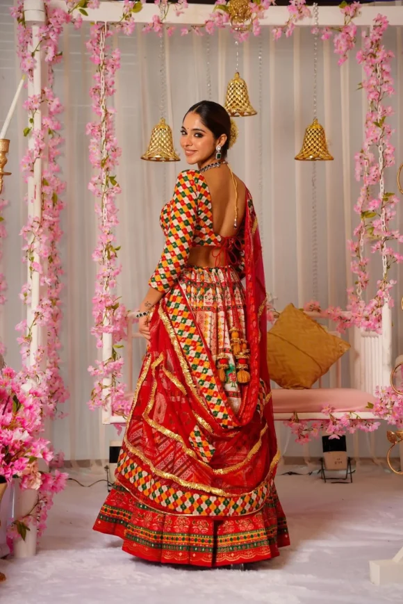 LAKSHMI SILK LEHENGA SET - Image 4