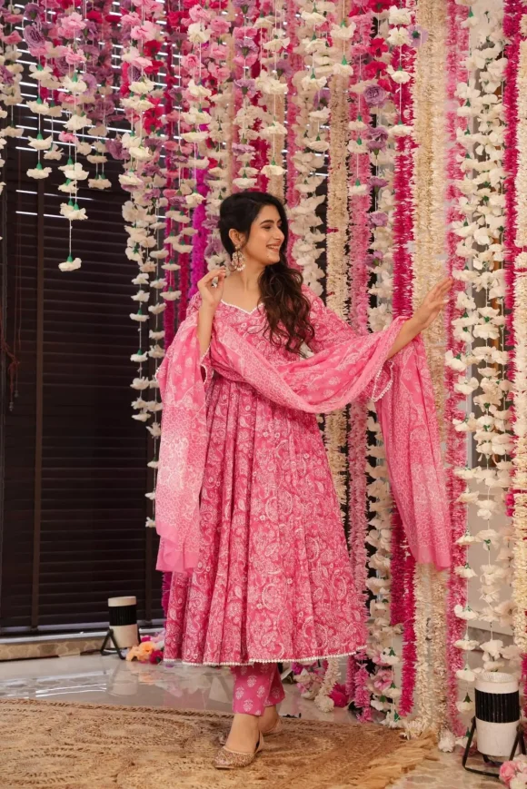 Naira pink cotton suit set - Image 3