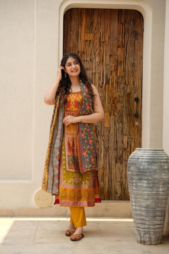 Dazzling Lilia kurta set
