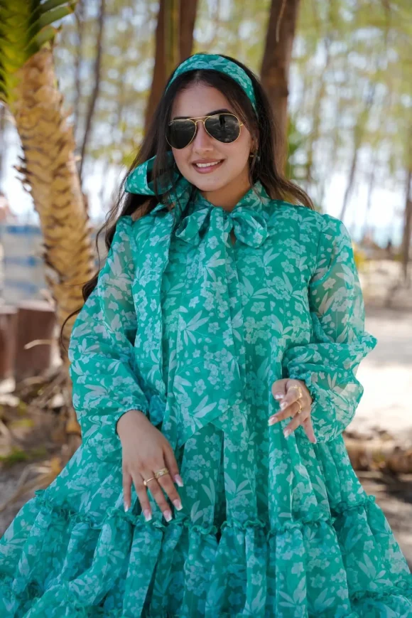 Disty green organza dress - Image 3
