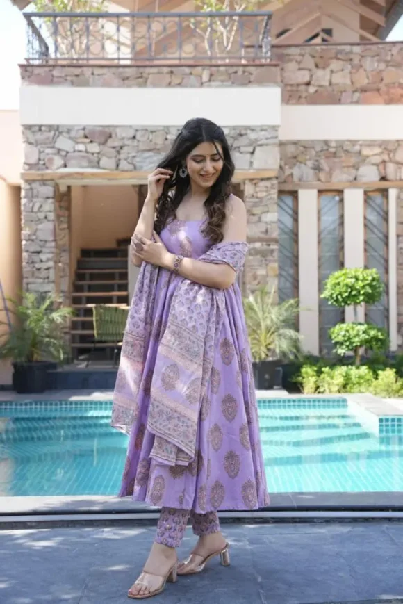 Aarnica Cotton Suit Set - Image 4