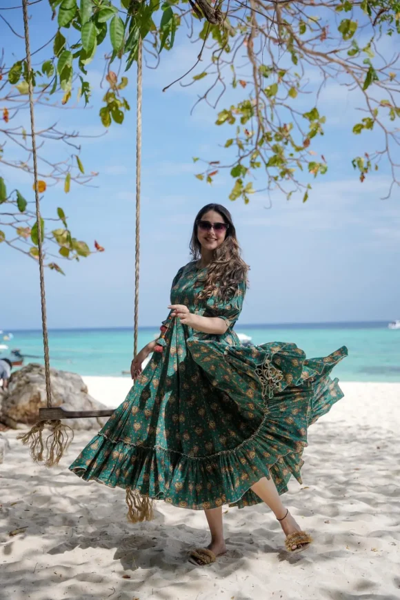Evergreen Emerald Dress - Image 4