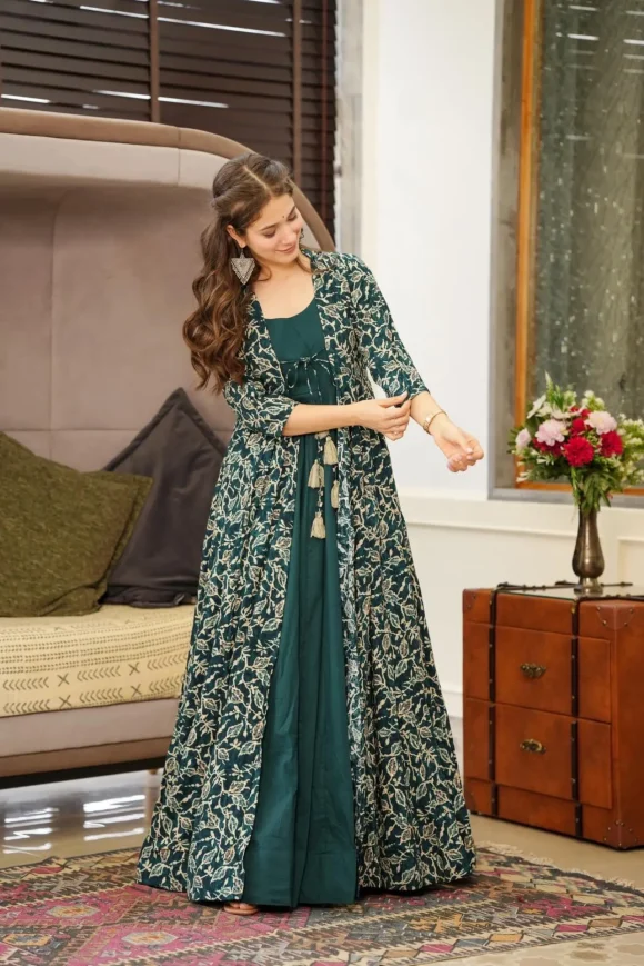 REBECCA GREEN RAYON SHRUG SET - Image 4