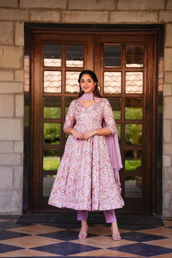 Graceful cascade georgette suit set - Image 4