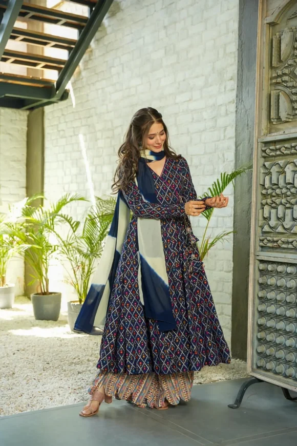 Healing blue suit set - Image 4