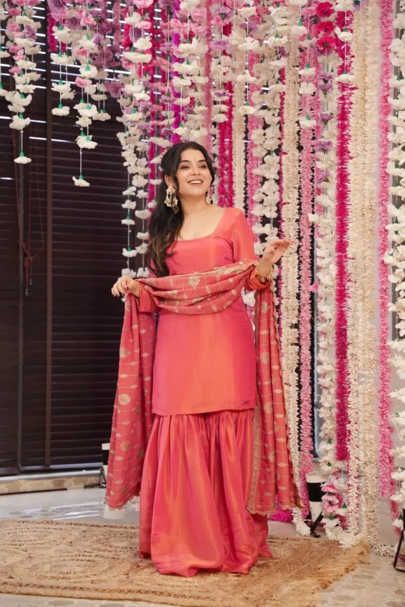 Mehreen cosmos sharara set - Image 4