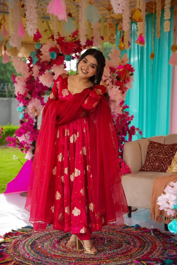 Midnight maroon silk suit set - Image 4
