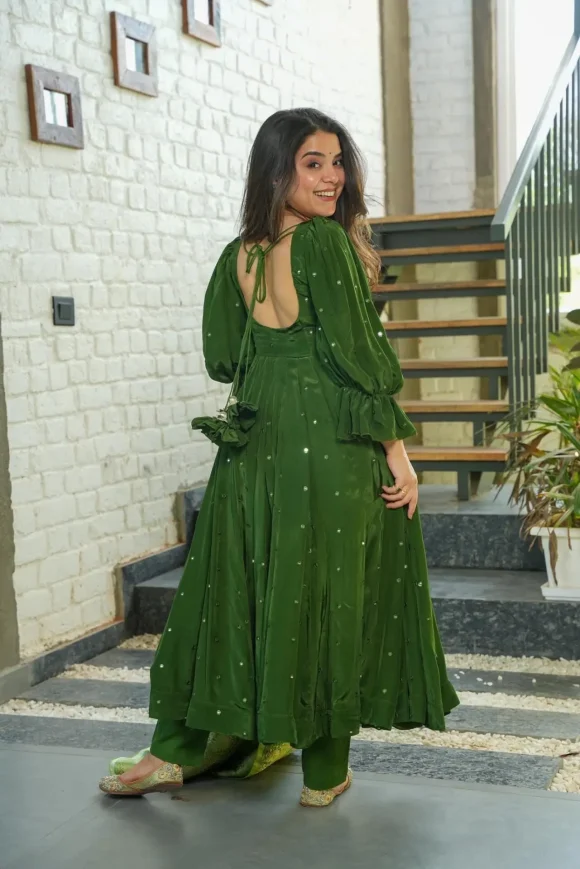 Aura Green Suit Set - Image 5
