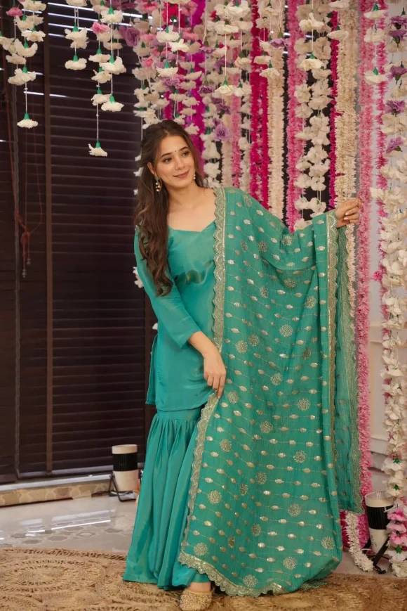 Gulnar green sharara set - Image 5