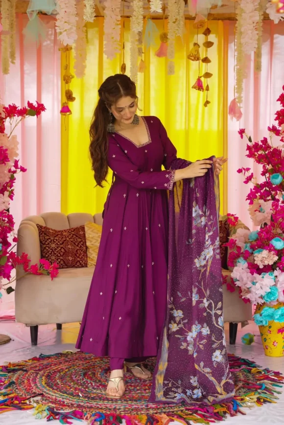 Imperial Purple muslin suit set - Image 5