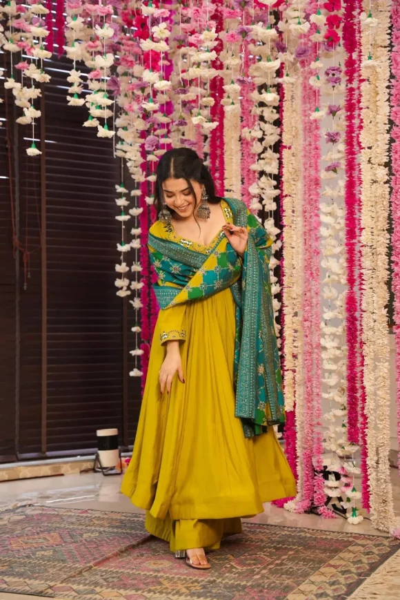 Jeevika muslin suit set - Image 5