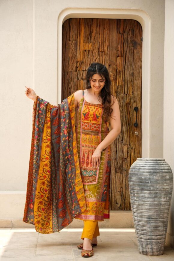 Dazzling Lilia kurta set - Image 5