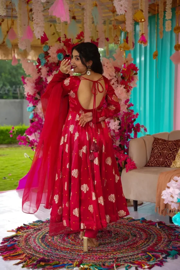 Midnight maroon silk suit set - Image 5