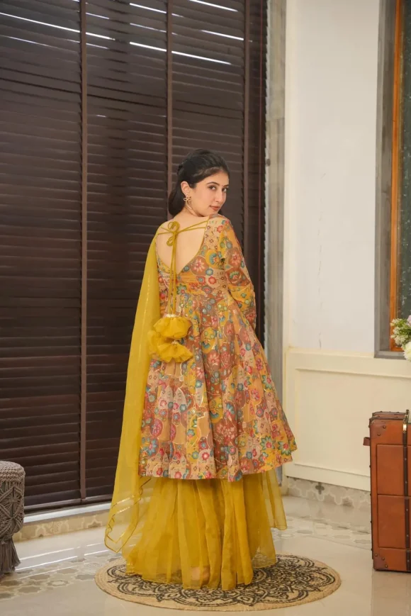 Angelic Embroidered Kurta-Palazzo Set - Image 6