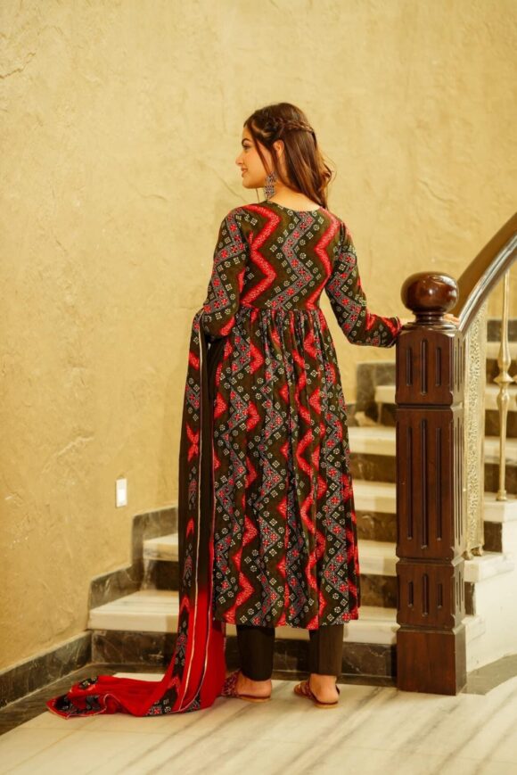 Keshini rayon nyra-cut set - Image 6