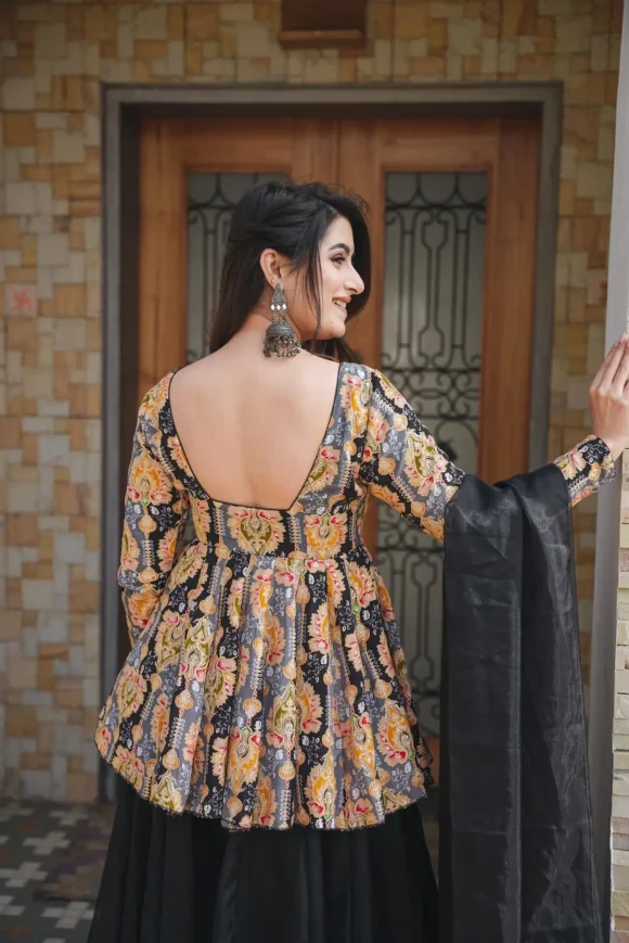 IDHITRI BLACK KURTA-PALAZZO SET - Image 6