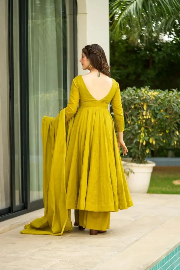 Kairavi mustard suit set - Image 6