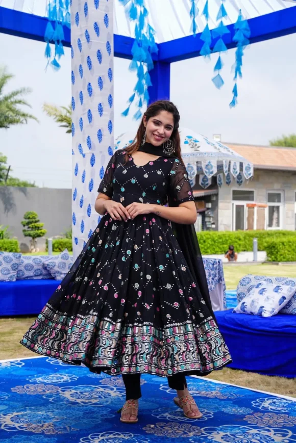 Magical black georgette suit set - Image 6