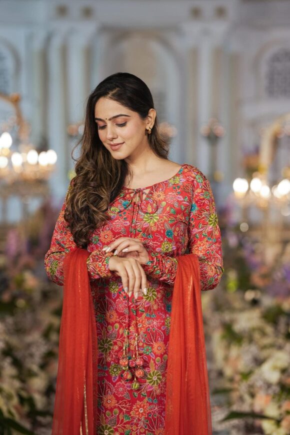 Dhara orange heavy kurta-palazzo set - Image 6