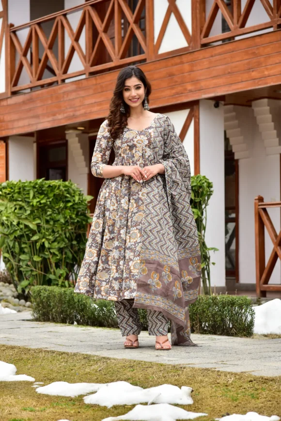 Grey amina cotton suit set - Image 7