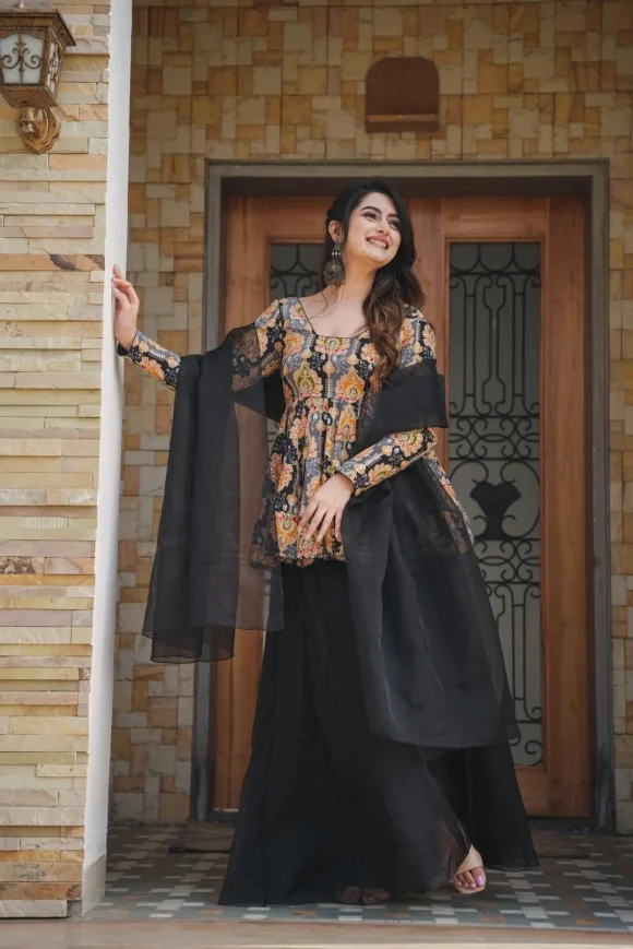IDHITRI BLACK KURTA-PALAZZO SET - Image 7