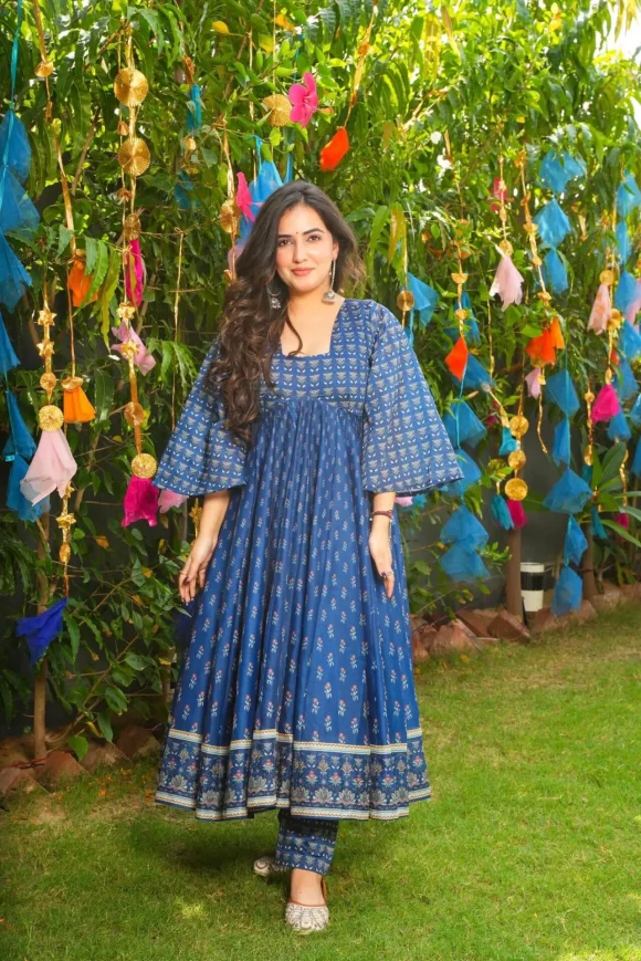 Jignasa blue chanderi suit set - Image 7
