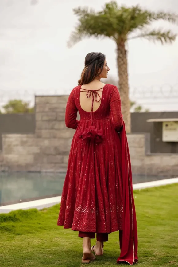 Maroon embroidered georgette suit set - Image 7