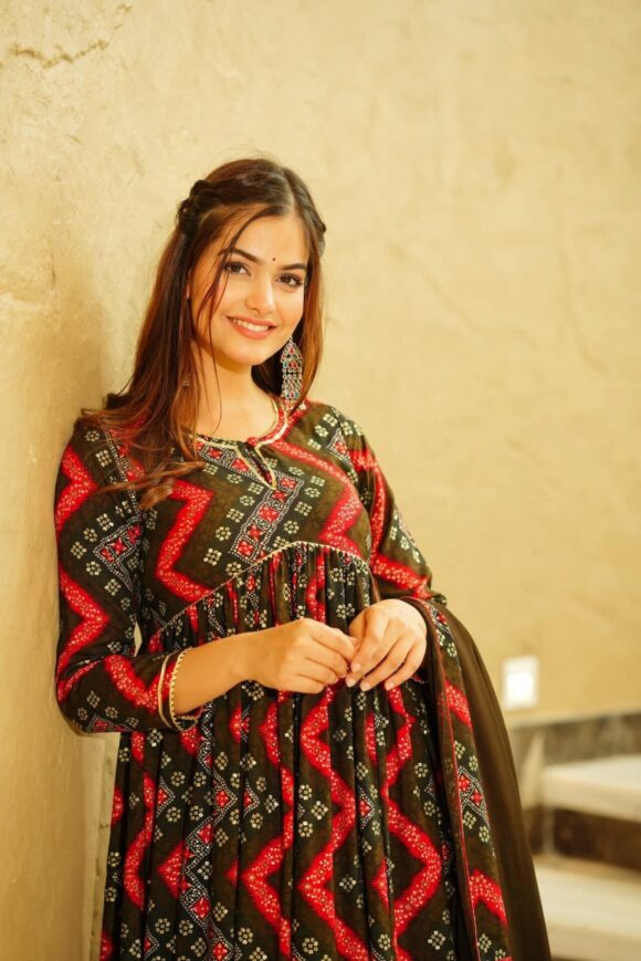 Keshini rayon nyra-cut set - Image 7