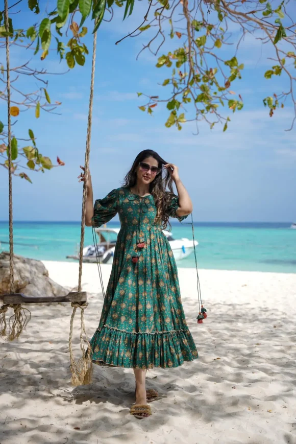 Evergreen Emerald Dress - Image 7