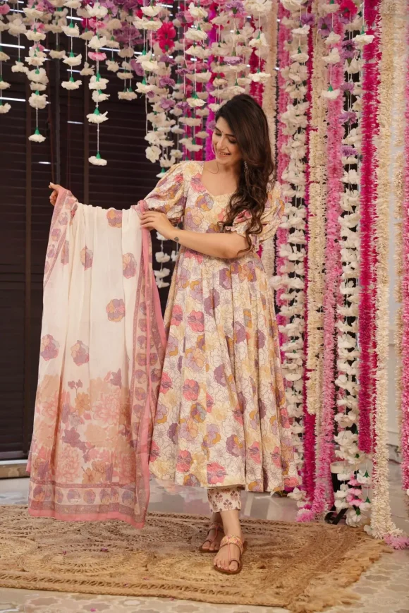 Aruna Cotton Suit Set - Image 7