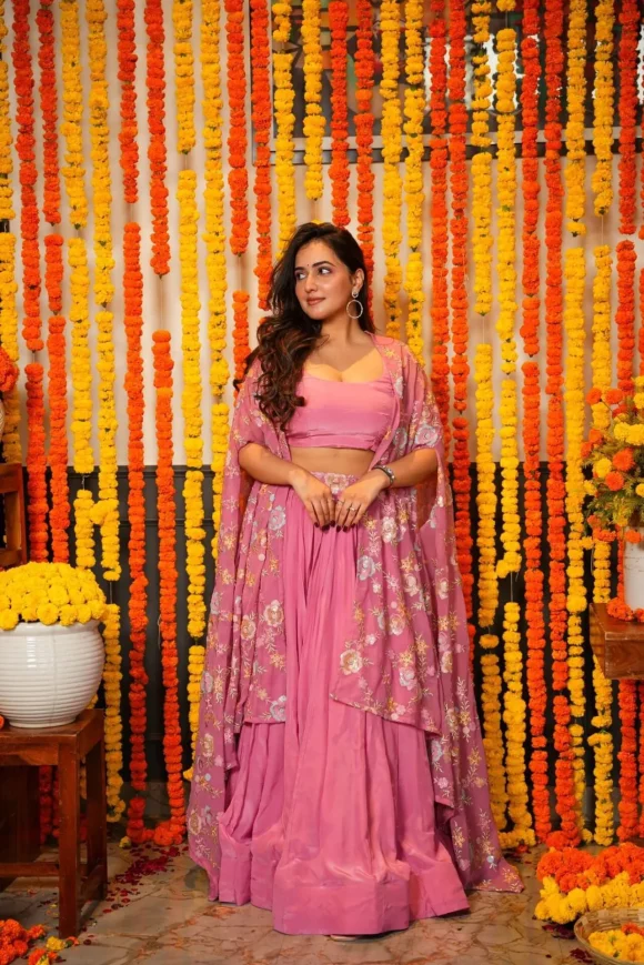 Gautami pink croptop-shrug set - Image 7