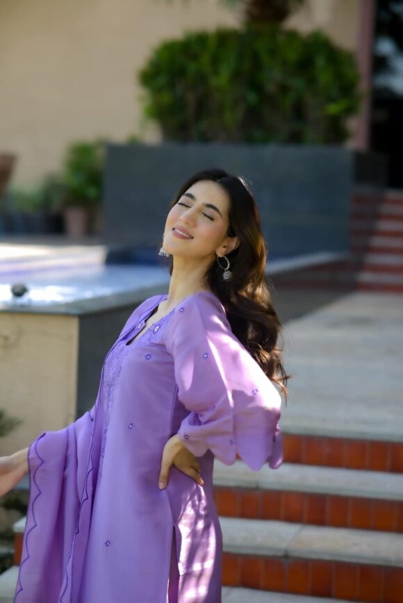 Lavender Lustre cosmos suit set - Image 7
