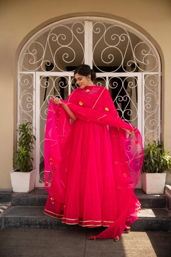 Pink organza puff sleeves lehenga - Image 7