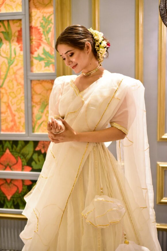 Nooraniyat white organza lehenga - Image 7