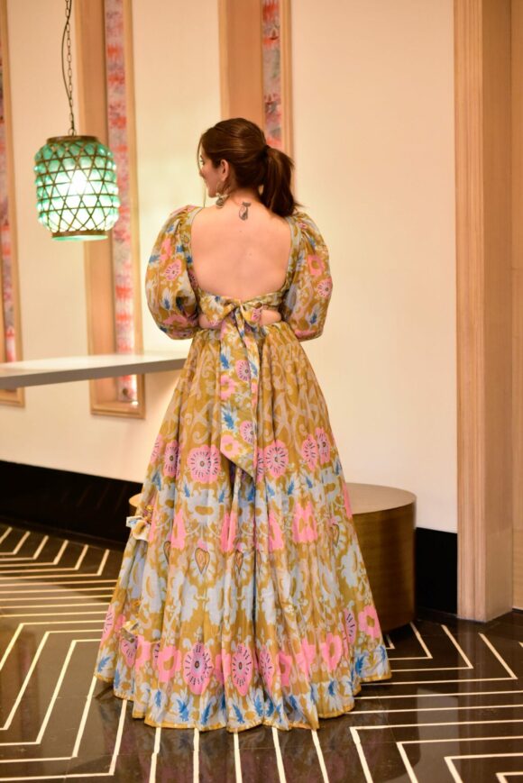 Medallion floral lehenga choli - Image 5
