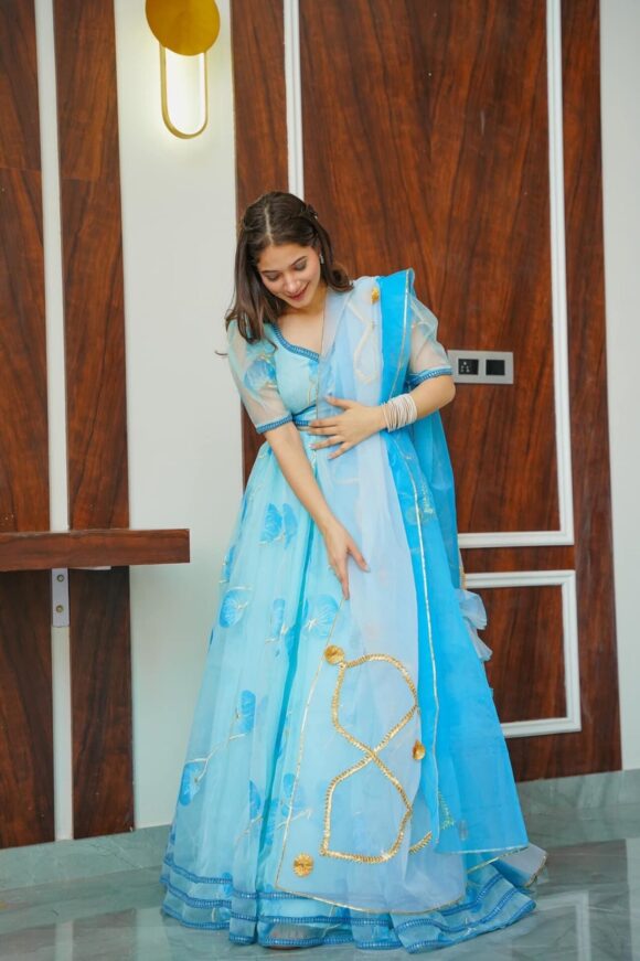 Blue glow handpainted organza lehenga choli set - Image 7