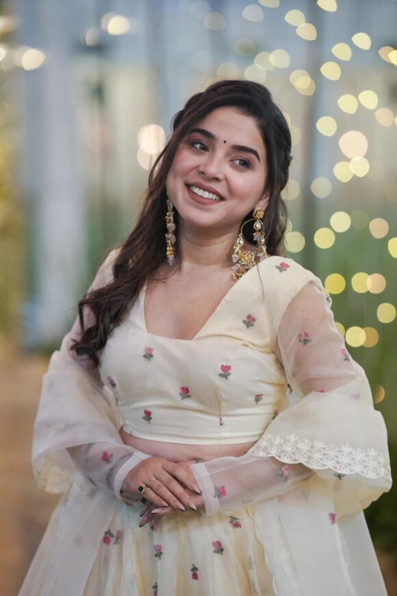 Meraki white organza lehenga set - Image 6