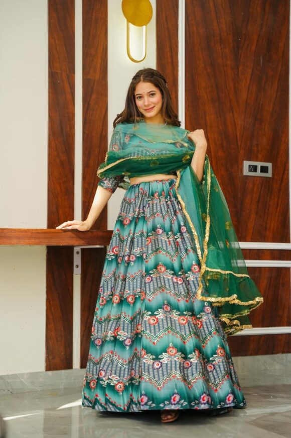Green silk embroidered lehenga choli set - Image 7