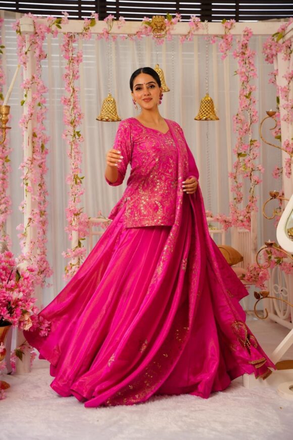 Sovereign pink lehenga choli set - Image 5