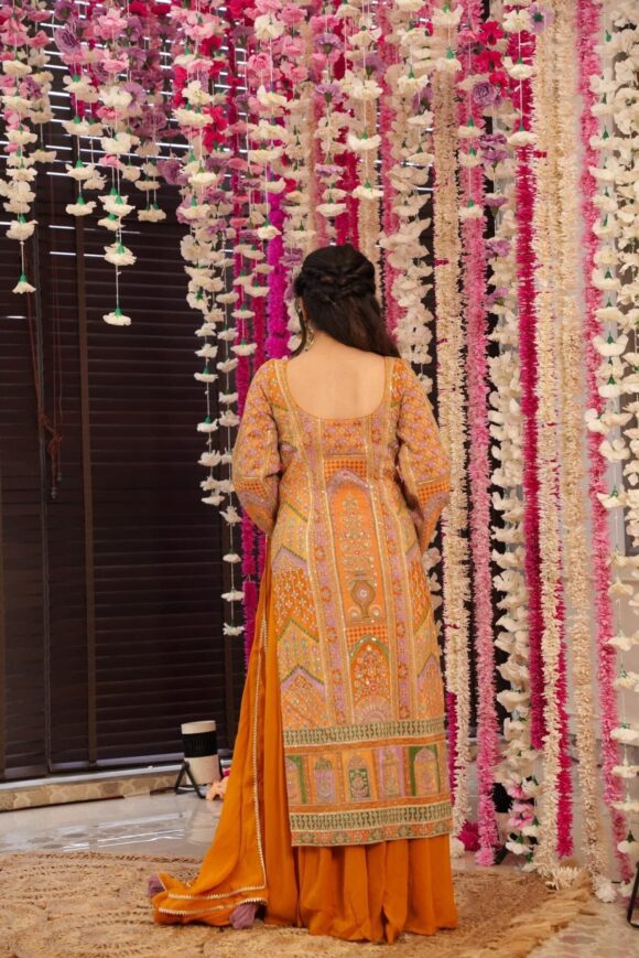 Sunset aura heavy embroidered suit set - Image 7