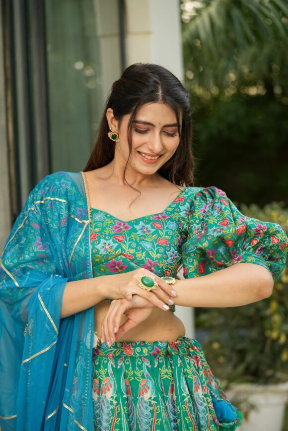 Turquoise silk lehenga set - Image 3