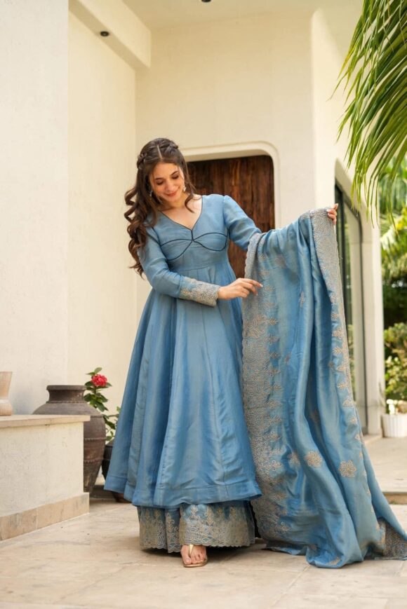 New Shivanya blue cosmos suit set - Image 5