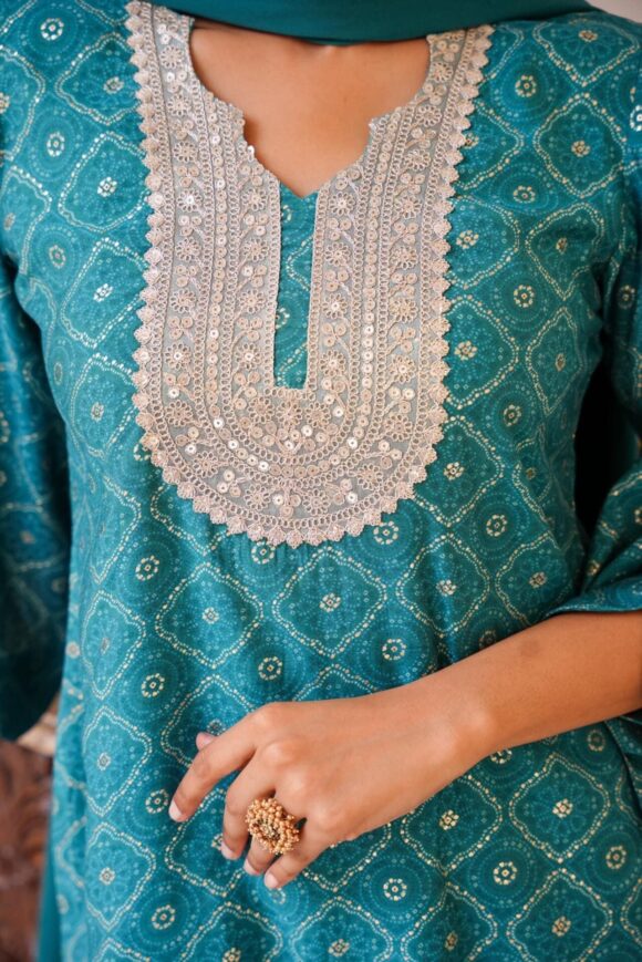 SHANAYA MUSLIN SUIT SET - Image 2