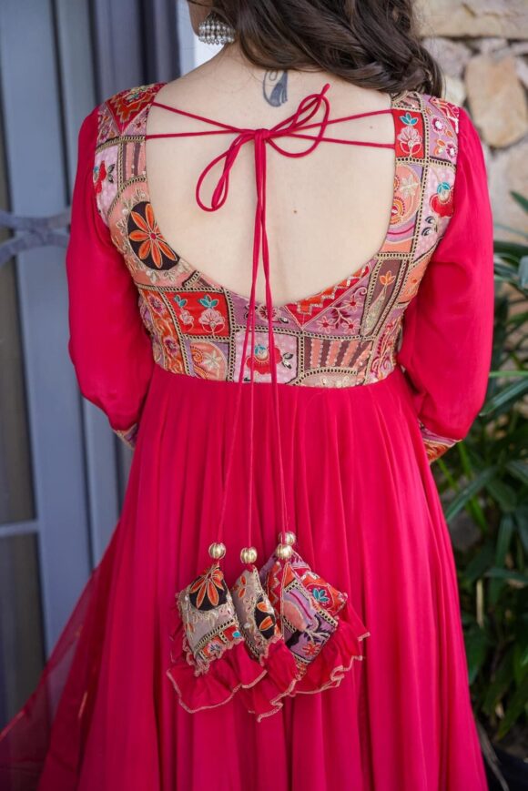 Adhira Crepe Suit Set - Image 4