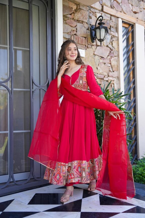 Adhira Crepe Suit Set - Image 5