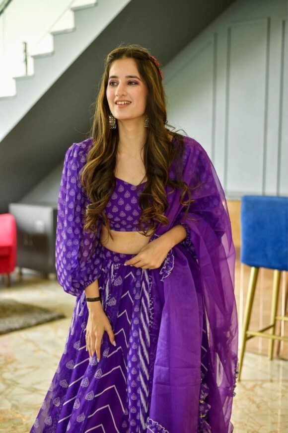 Purple georgette lehenga choli set - Image 6