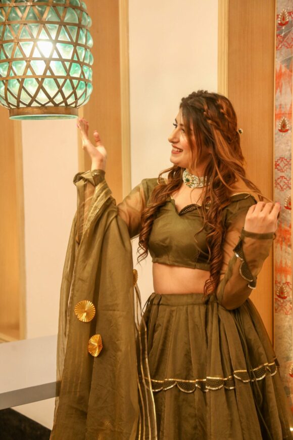 Brown organza lehenga choli set - Image 5